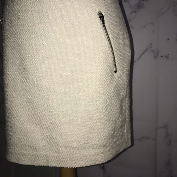 Skirt - Picture 2 of 6